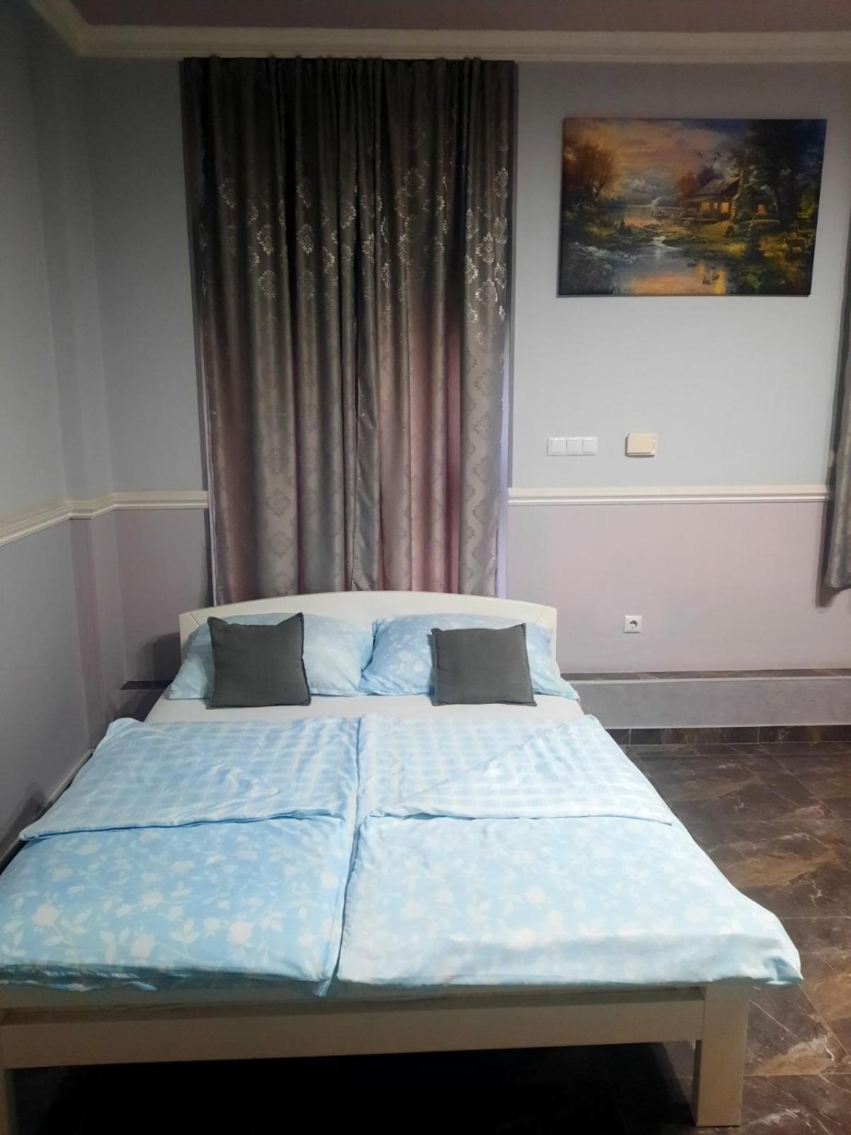 Apartments Royal Menex Požarevac Rum bild